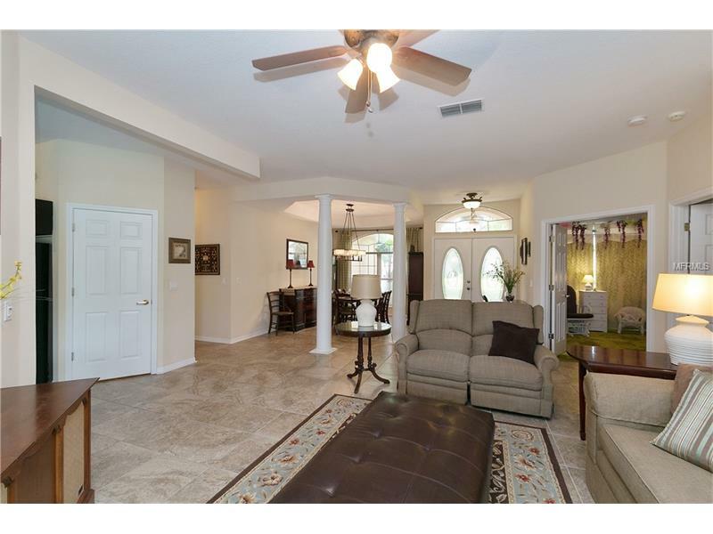 Property Photo:  10175 Pointview Court  FL 32836 