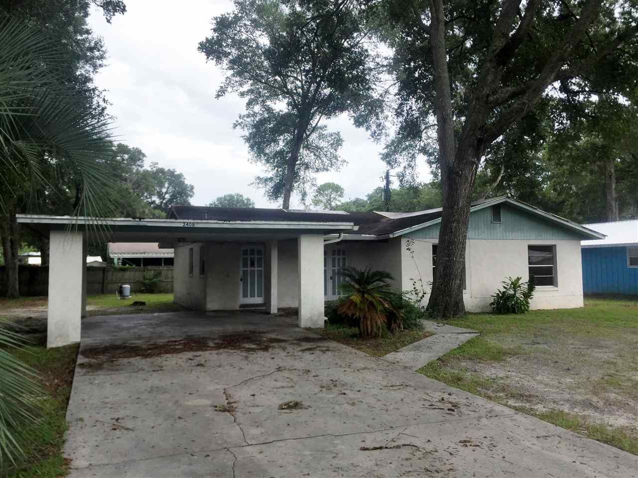 Property Photo:  2408 Leigh Terrace  FL 32177 