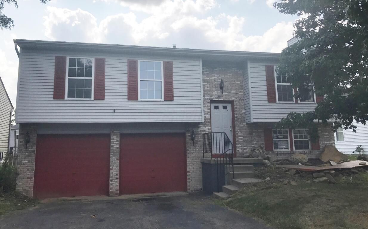 Property Photo:  3299 Whitfield Drive  OH 43068 