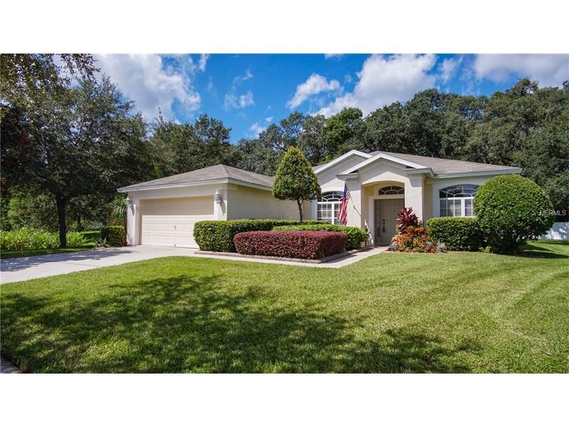 Property Photo: 1934 Samantha Lane FL 33594