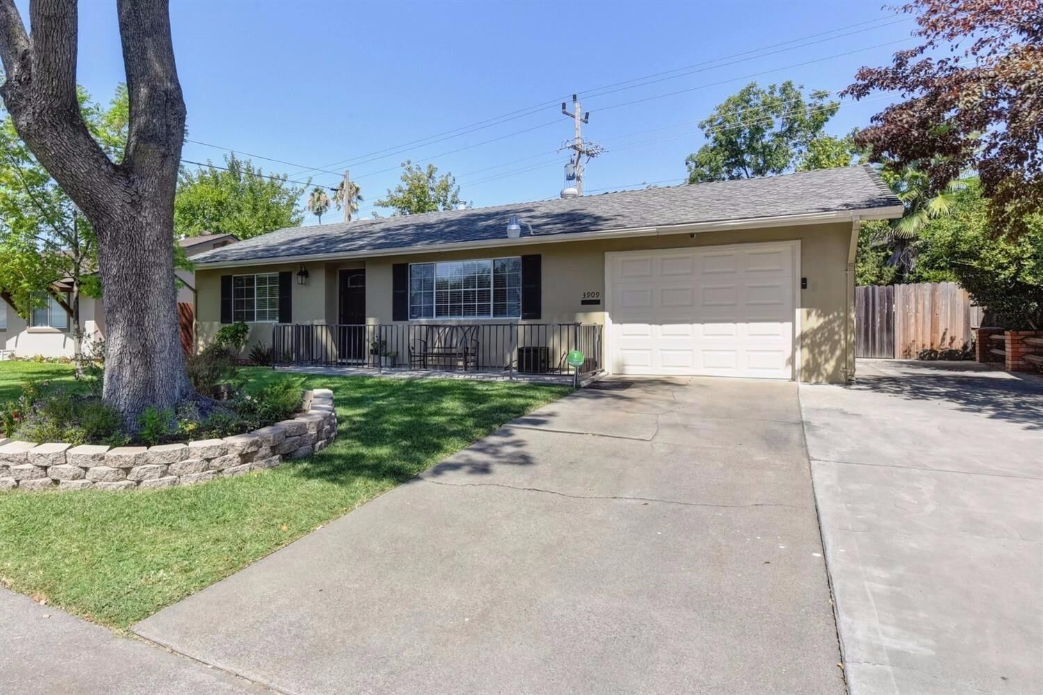 Property Photo: 3909 Ramsey Drive CA 95660