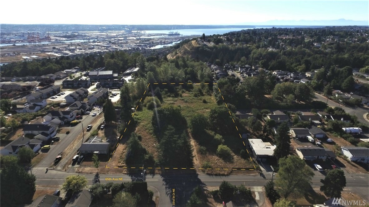 Property Photo: 2216 65th Ave NE WA 98422
