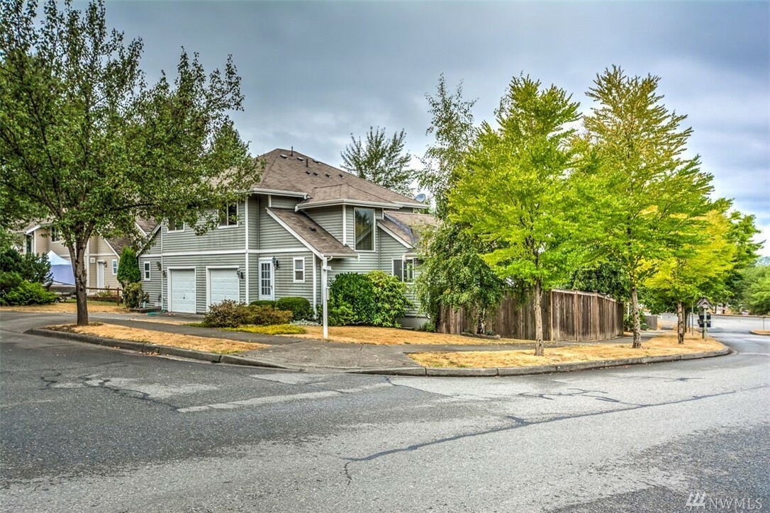 Property Photo:  16677 167th St SE  WA 98272 