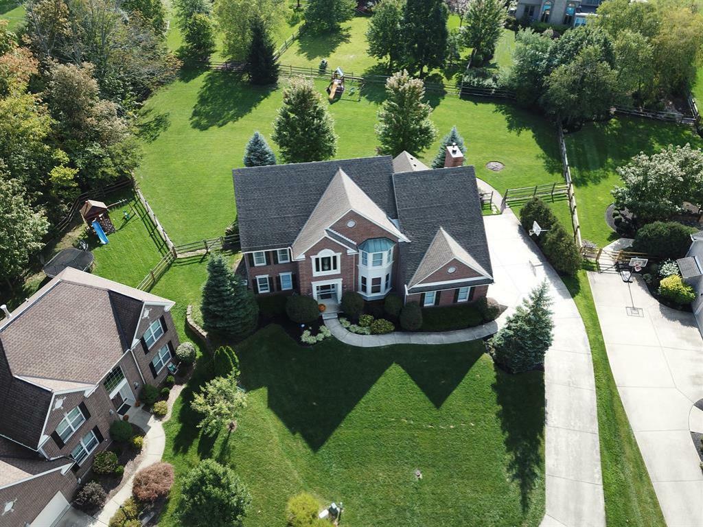 Property Photo: 1106 Oakridge Court OH 45140