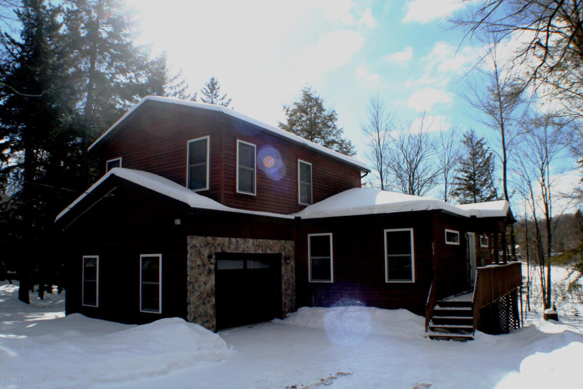 Property Photo: 292 N. Arrow Dr PA 18347