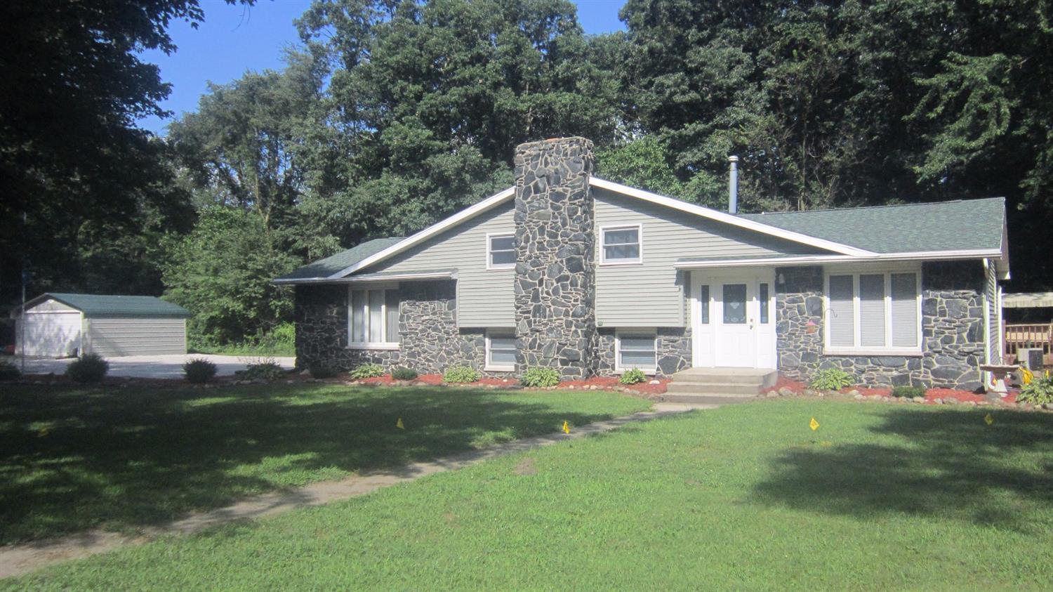 Property Photo: 401 N Walnut Street Street IN 46532
