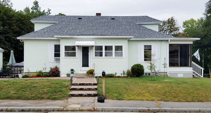 Property Photo:  122 Pinard Street  NH 03102 