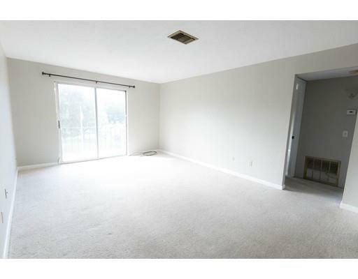 Property Photo:  176 Maple Ave 1-31  MA 01543 