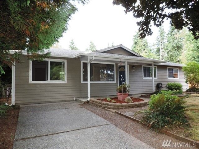1409 218th St Dr SW  Lynnwood WA 98036 photo