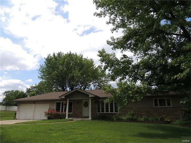 Property Photo: 11001 Teakwood Drive 63126