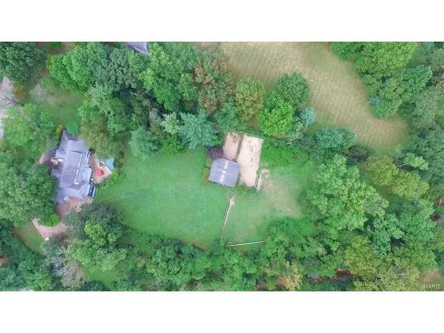 17 Overbrook  St Louis MO 63124 photo