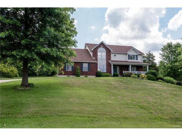 Property Photo: 10 Crystal Lake Court MO 63028