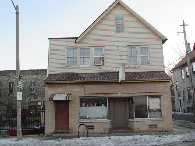 Property Photo: 721 E Center St 721A WI 53212