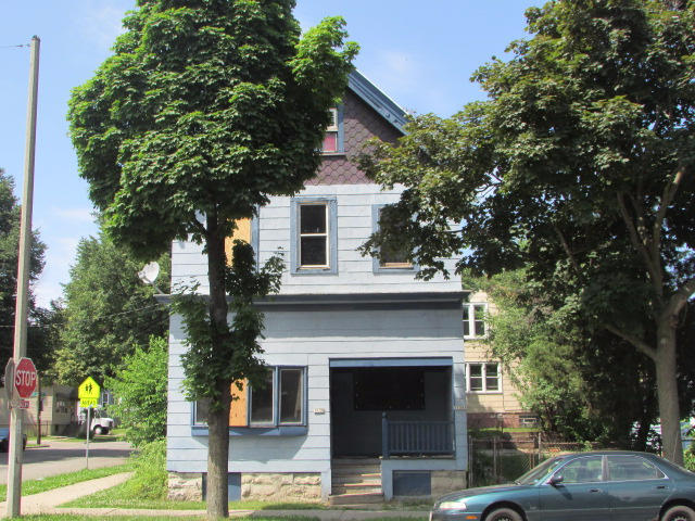 Property Photo:  1138 W Scott St 1138A  WI 53204-2227 