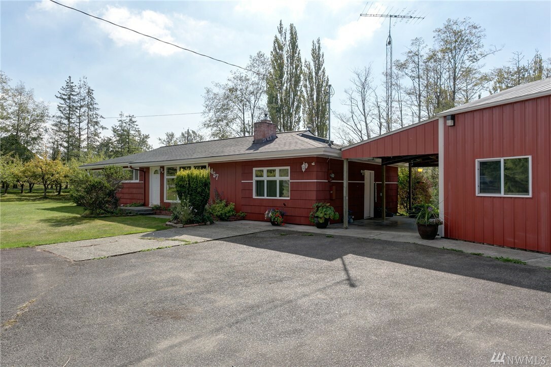 Property Photo:  4457 Northwest Dr  WA 98226 