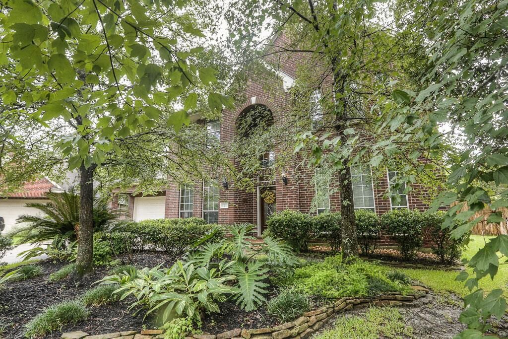 Property Photo: 2 Harmony Hollow Court TX 77385