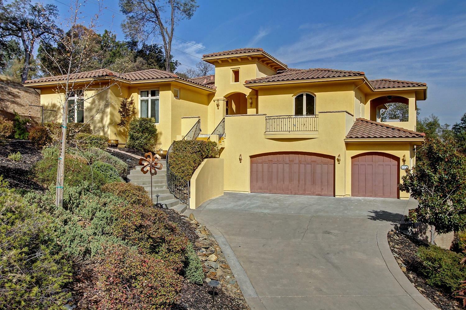 Property Photo:  404 Coronado Court  CA 95762 