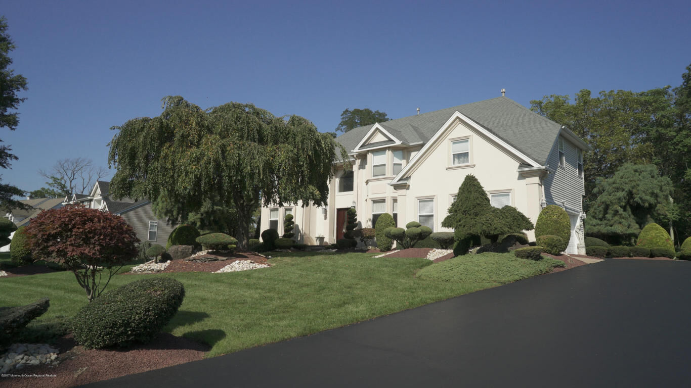 Property Photo: 6 Dogwood Court NJ 07726