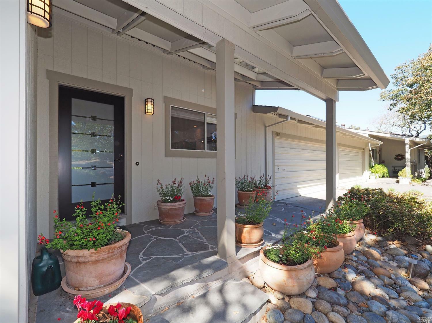 Property Photo:  483 Oak Mesa Place  CA 95409 