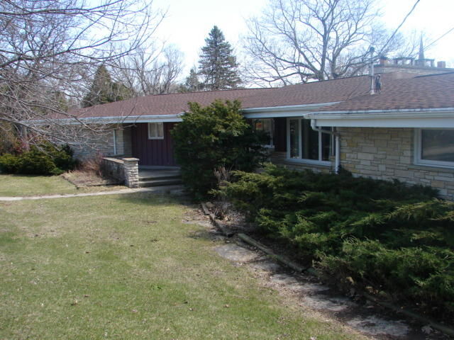 Property Photo:  329 Mayville St  WI 53091 