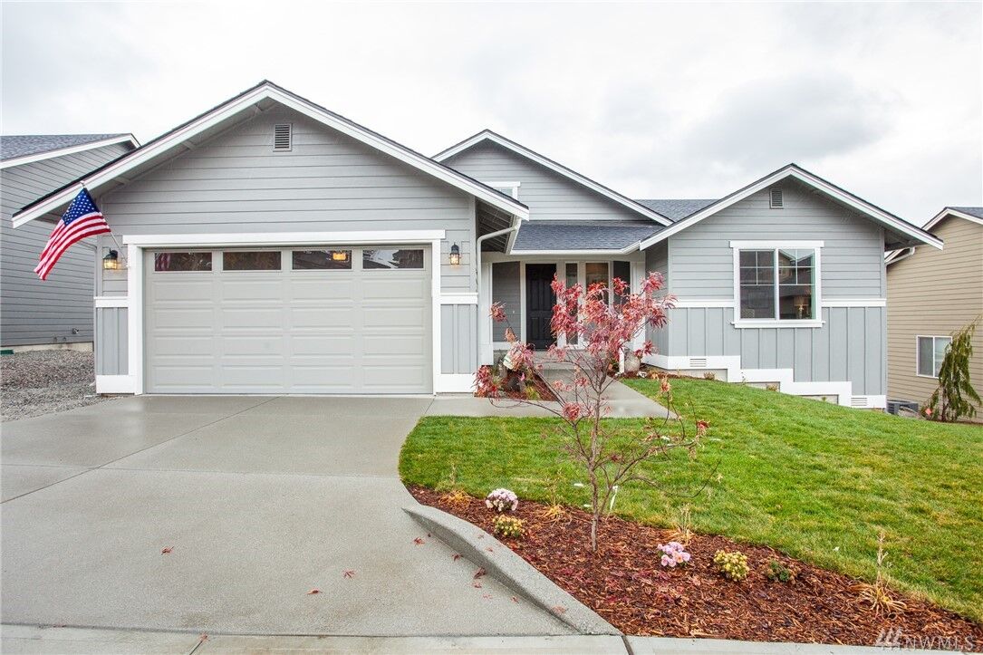 Property Photo:  1984 Lot 9 Legendary Lane SE  WA 98802 