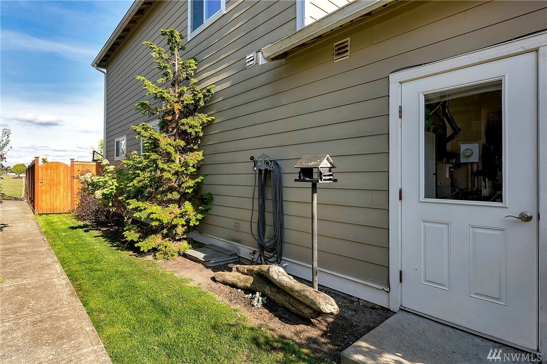 Property Photo:  790 Bentgrass Wy  WA 98264 