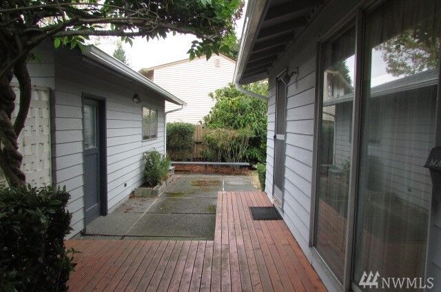 Property Photo:  3127 Claremont Place  WA 98407 