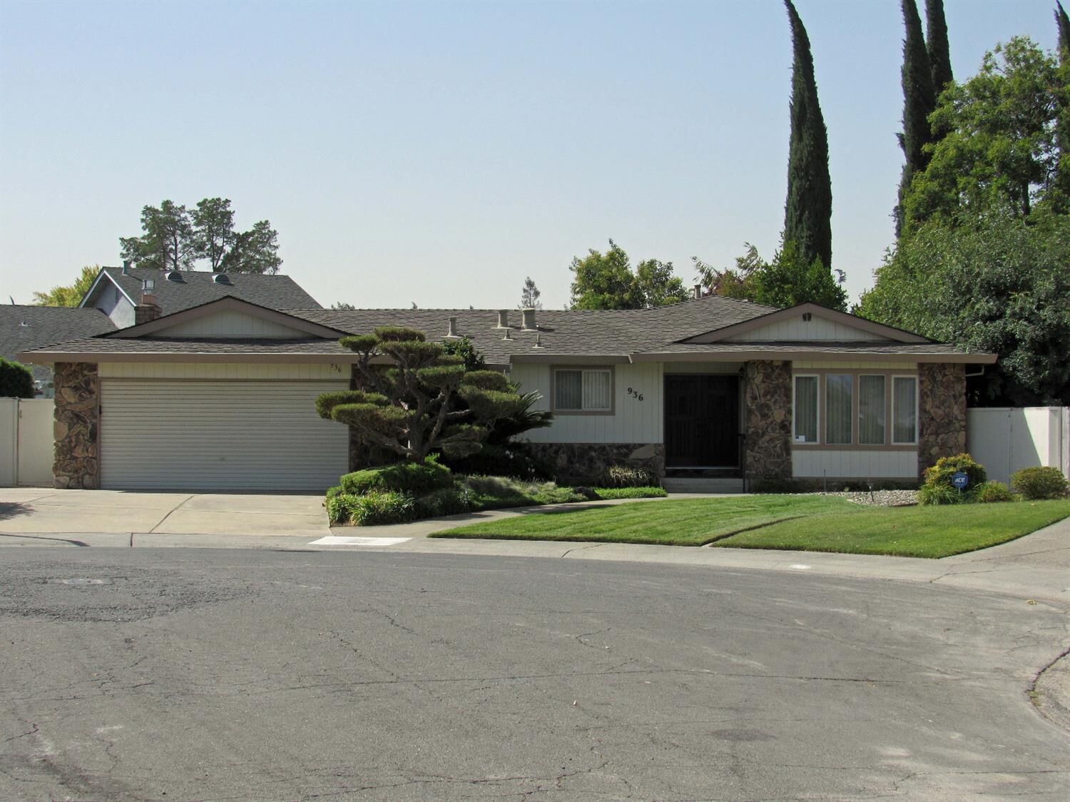 Property Photo:  936 Greenstar Way  CA 95831 