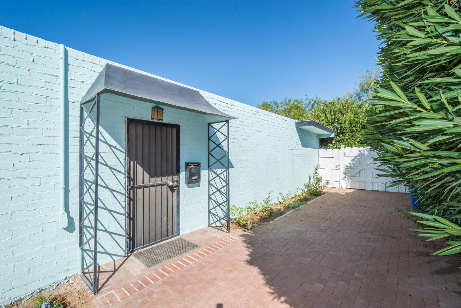 Property Photo:  2707 E Elm Street  AZ 85716 