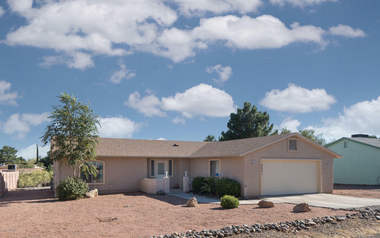 Property Photo:  2031 Wranglers Way  AZ 86326 