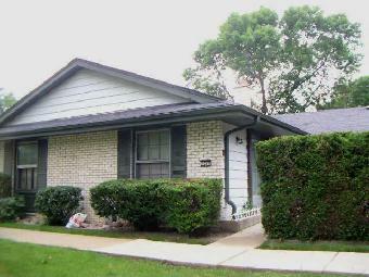 Property Photo: 5268 Woodbridge Ln WI 53221