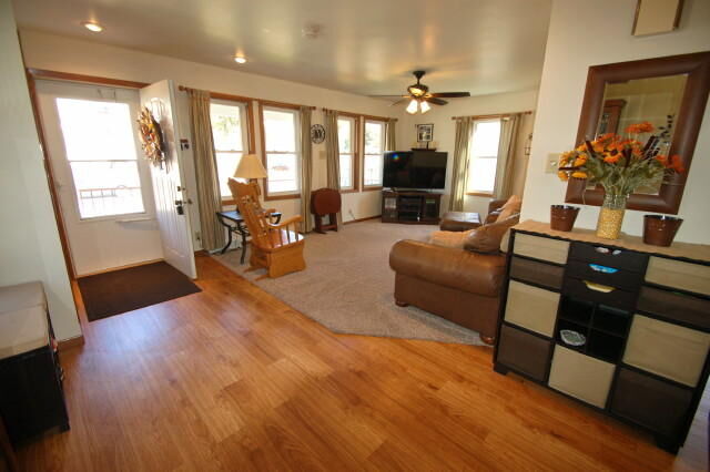 Property Photo:  1405 Grand Ave  WI 53083 