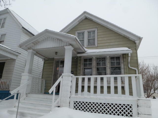 Property Photo:  1651 N 28th St  WI 53208 