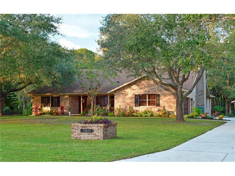 Property Photo: 13615 2nd Avenue E FL 34212