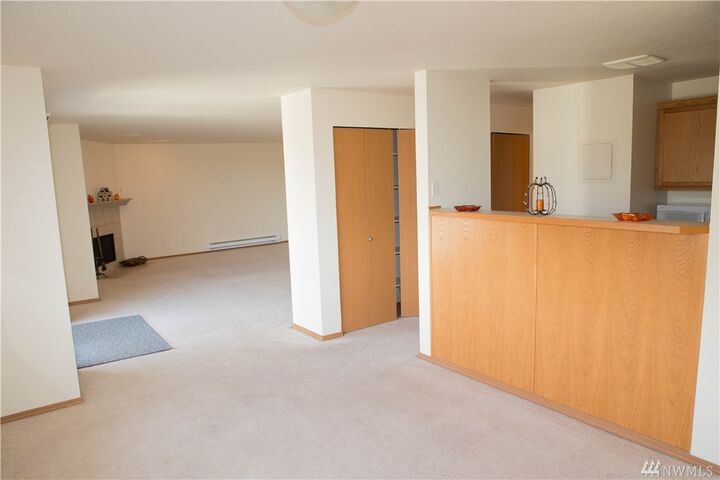 Property Photo: 15416 40th Avenue W 62 WA 98087