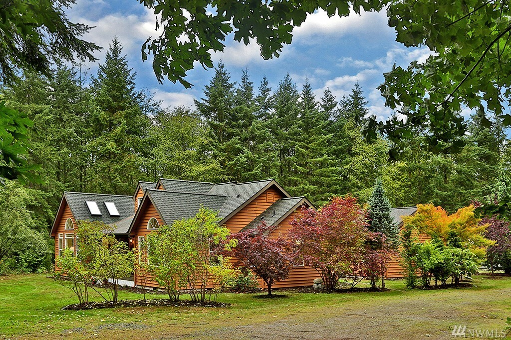 Property Photo:  4025 Springwater Lane  WA 98236 