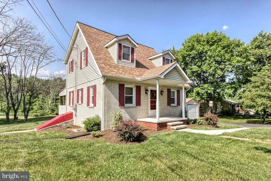 Property Photo:  20 Sunset Drive  PA 17050 