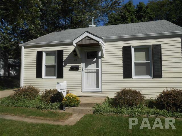 Property Photo:  415 W Birchwood  IL 61614 