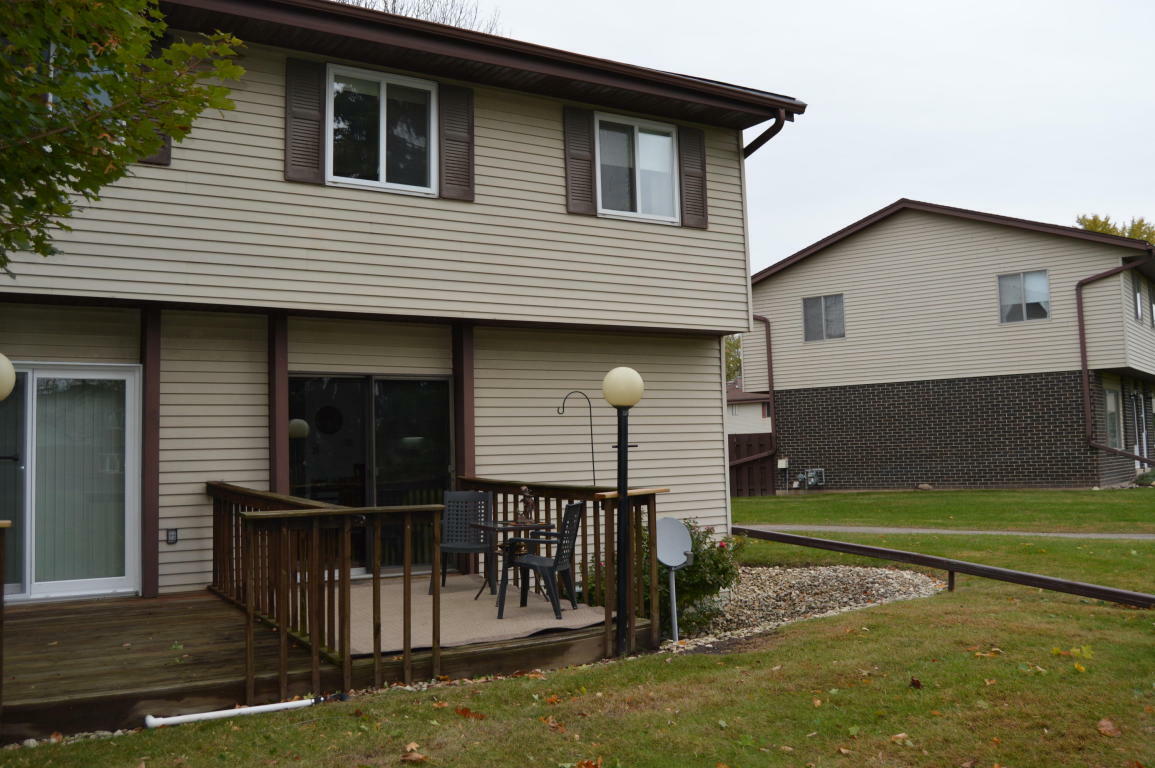 Property Photo:  N115w16541 Abbey Ct  WI 53022 