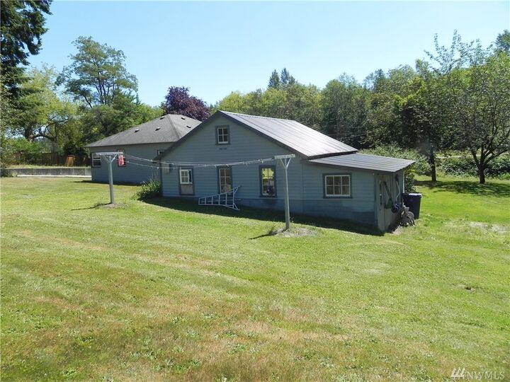 Property Photo: 3025 300 St NW WA 98292