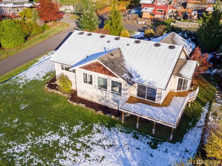 Property Photo: 3550 Cody Ave WA 98229