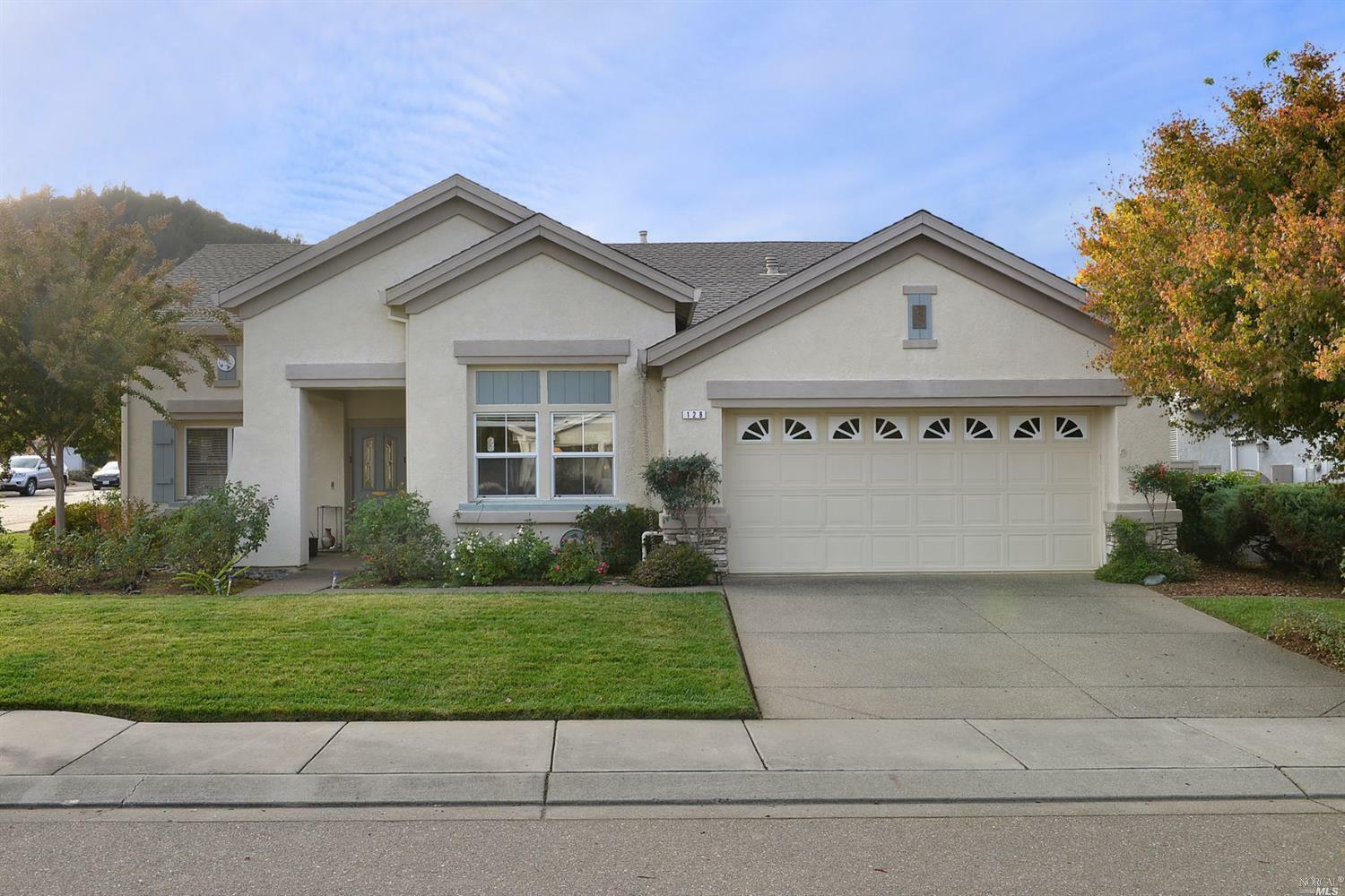 Property Photo: 128 Wisteria Circle CA 95425