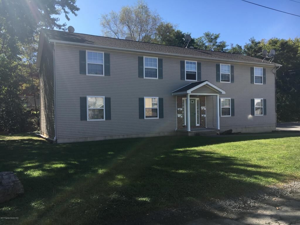 Property Photo:  1129 Kerstetter Court  PA 18517 