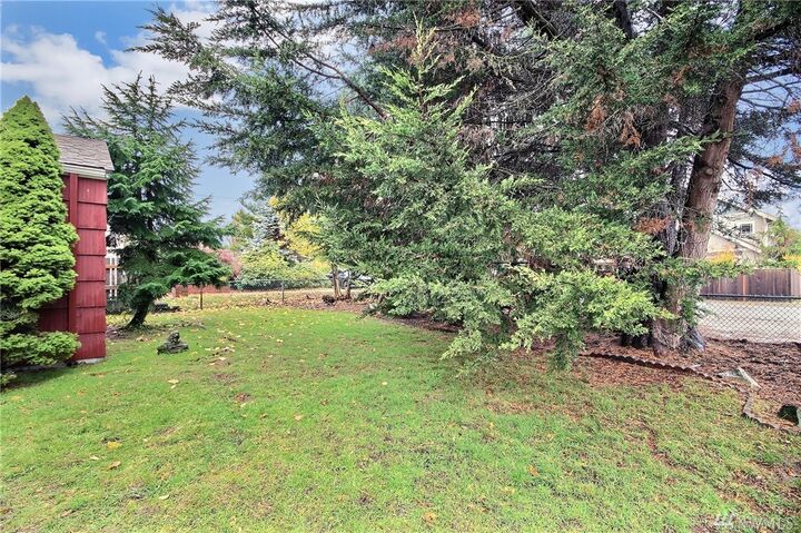 Property Photo:  3247 NE 97th St  WA 98115 