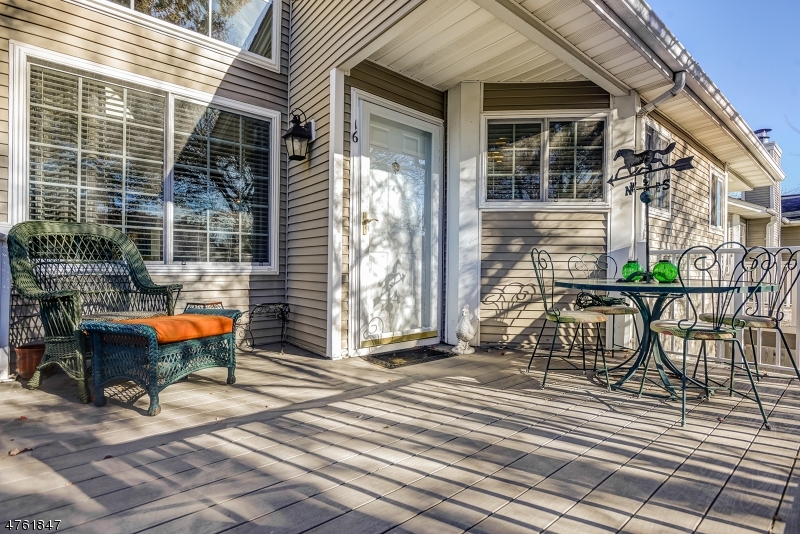 Property Photo: 16 Ashley Ct NJ 07921
