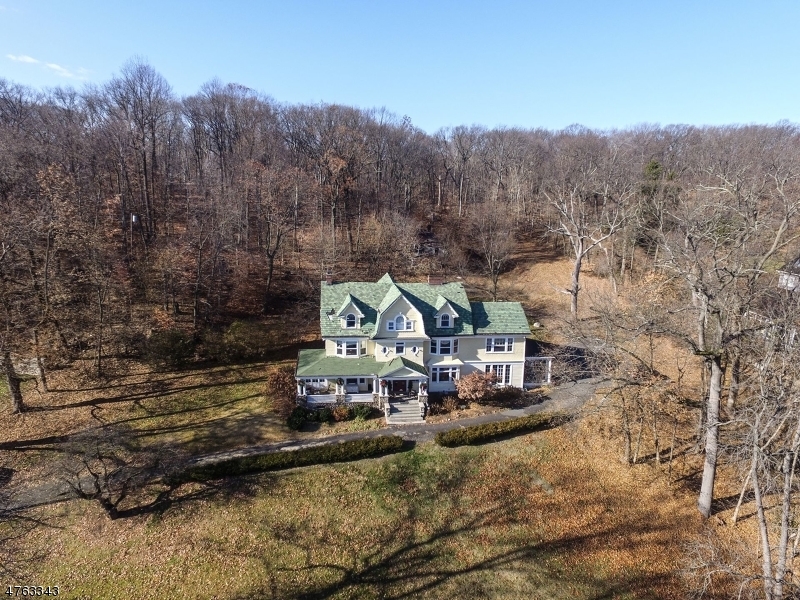 Property Photo:  172 Lloyd Rd  NJ 07042 