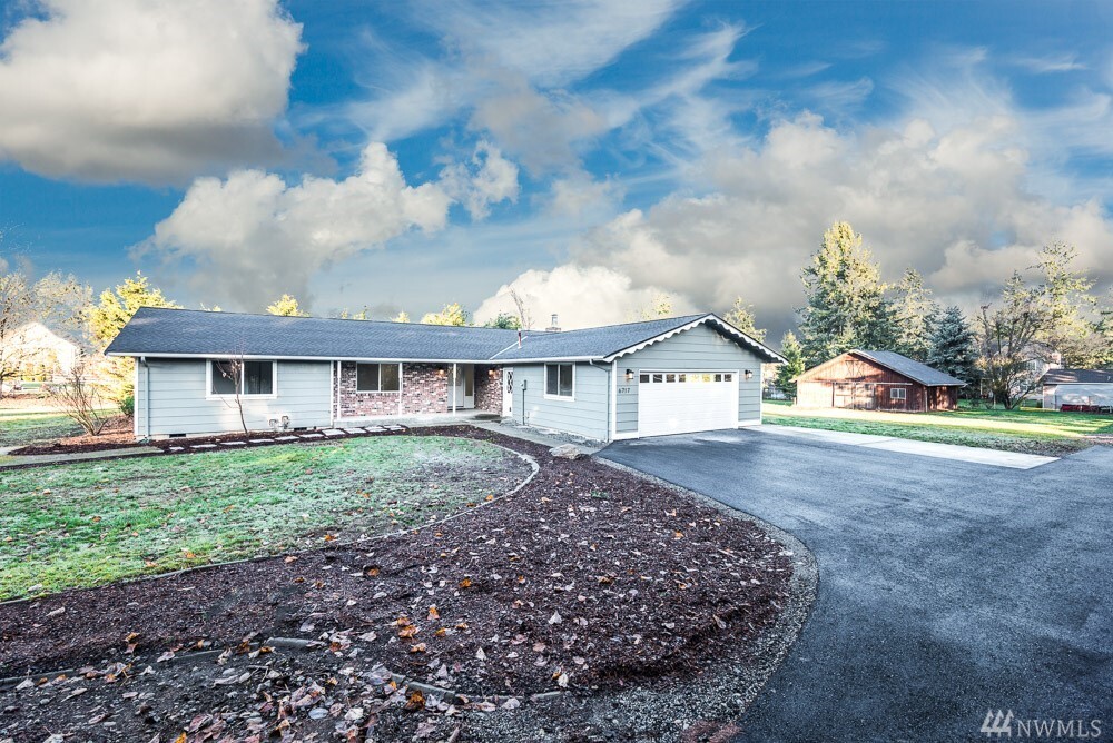 Property Photo: 6717 48th Ave E WA 98442