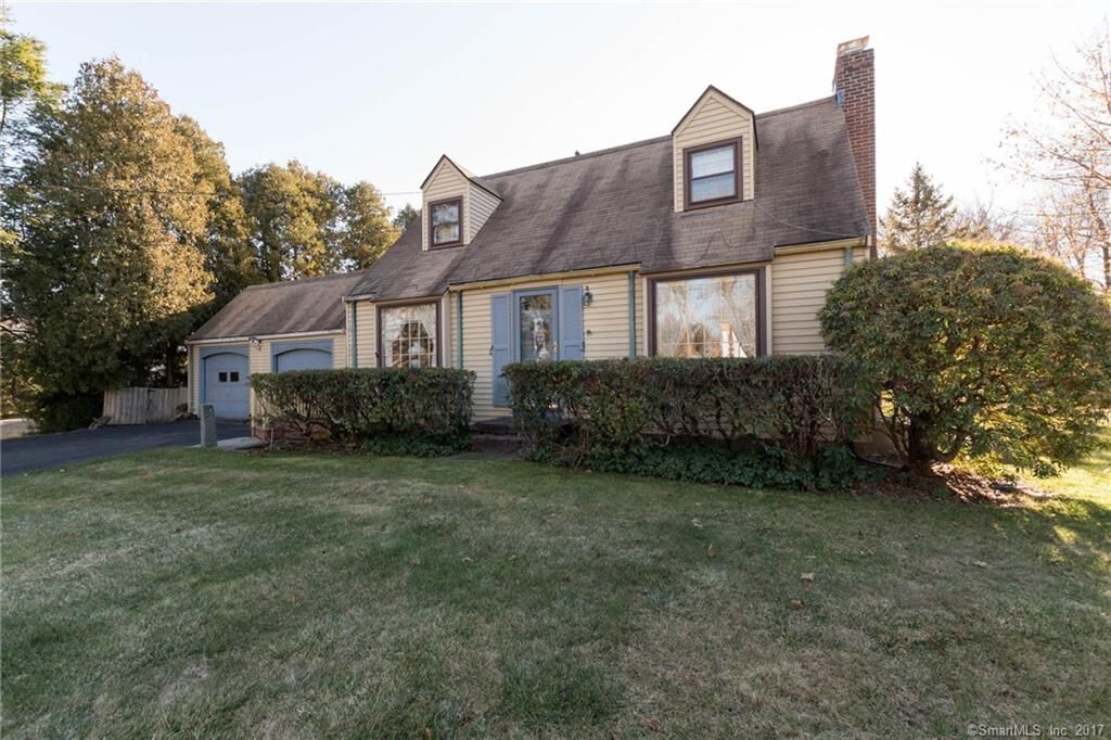 Property Photo:  148 South Road  CT 06032 