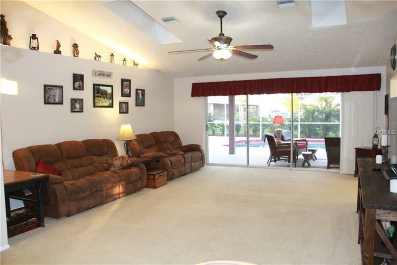 Property Photo:  3106 92nd Avenue E  FL 34219 