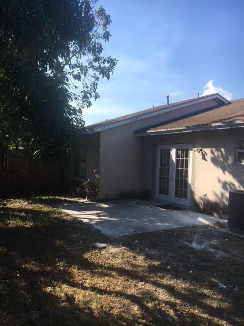 5912 Corson Place  Lake Worth FL 33463 photo